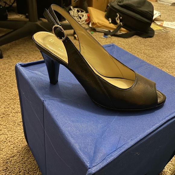 Naturalizer Black Leather Peep Heels - Picture 5 of 5